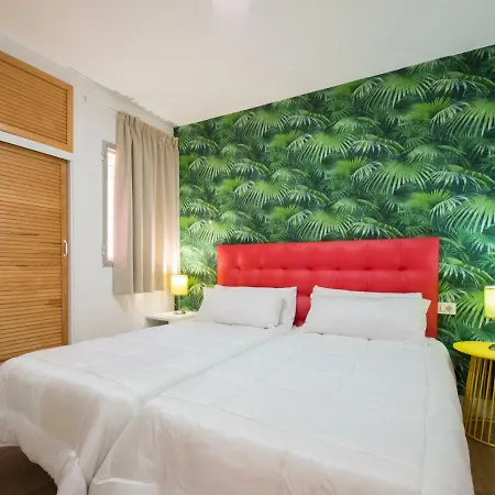 Artemisa Gay Men Only Apartmán